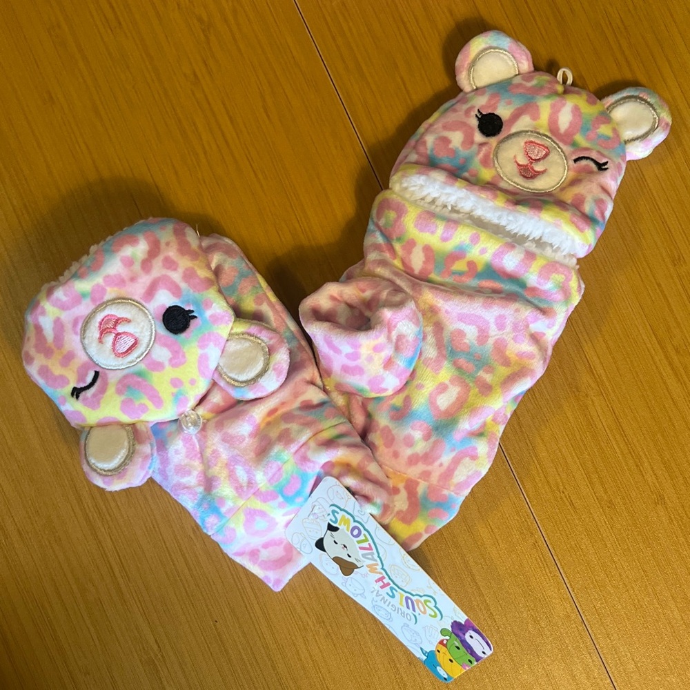 Squishmallows Meet Michaela Multicolor Bear Hat, Gloves, and mittens 3 piece Set - Picture 4 of 12